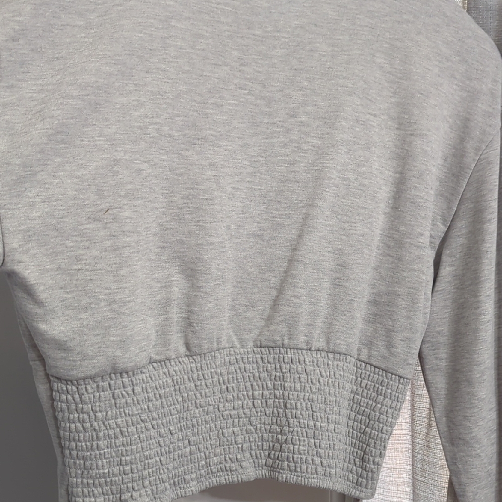 A.L.C. Story Women’s Light Gray Long Sleeve Peplum Top - Picture 3 of 3